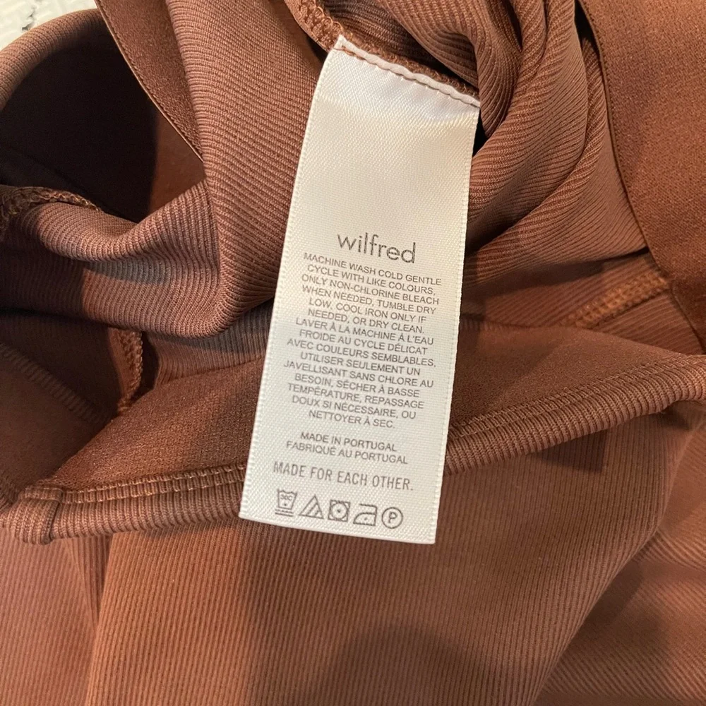 NWOT‎ Aritzia Wlfred Candace flare ribbed pants S